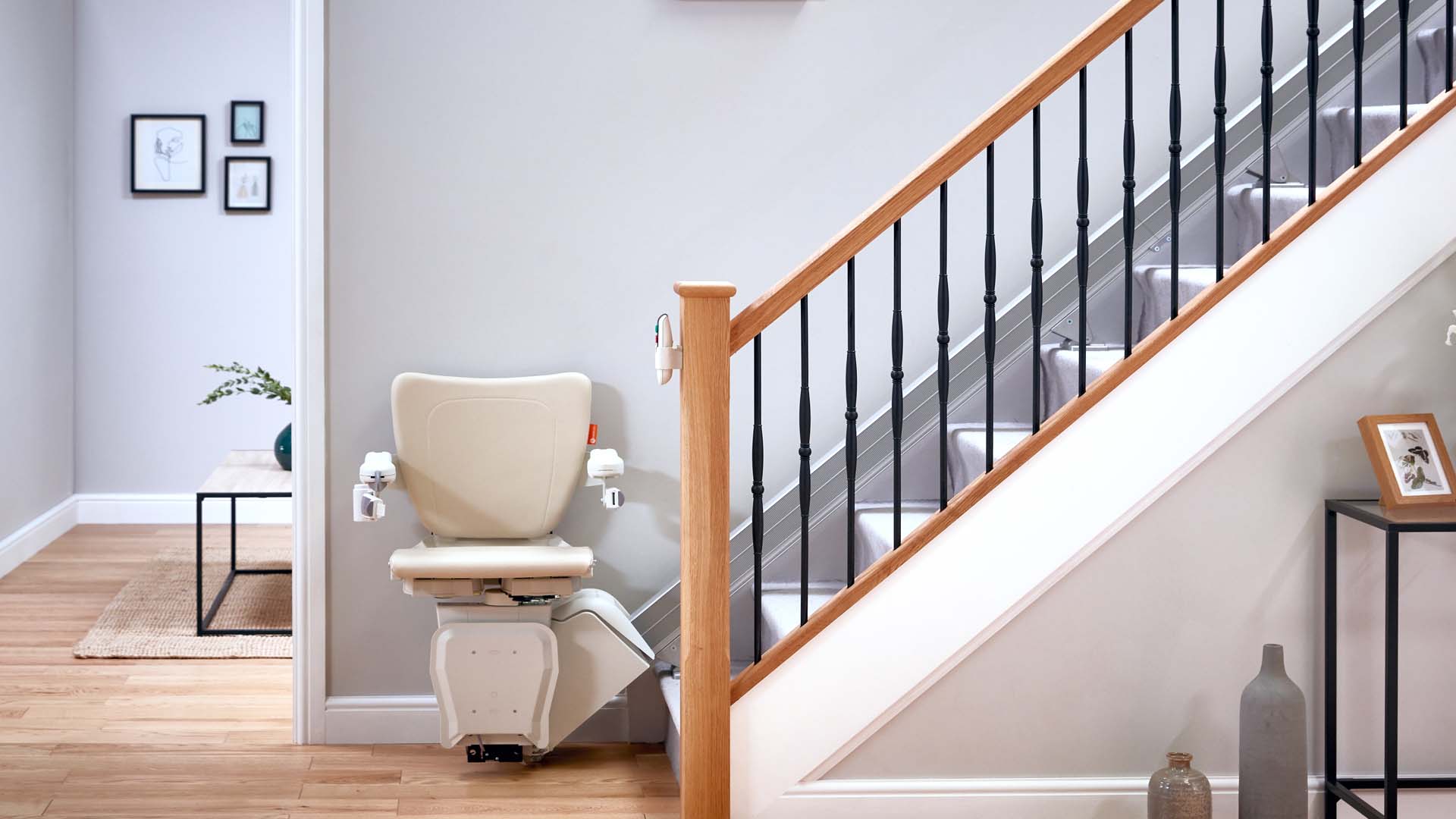 straight stairlift | Stairlift Guru® straight stairlift