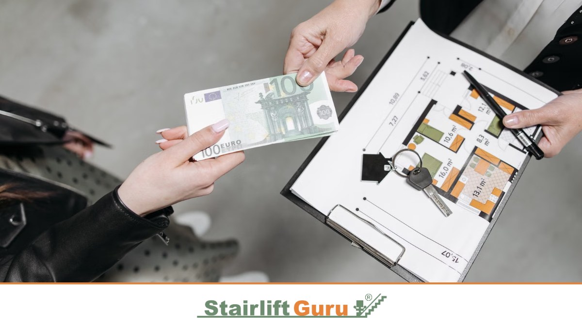 Stairlift Guru keys featured image 3 House keys and paperwork