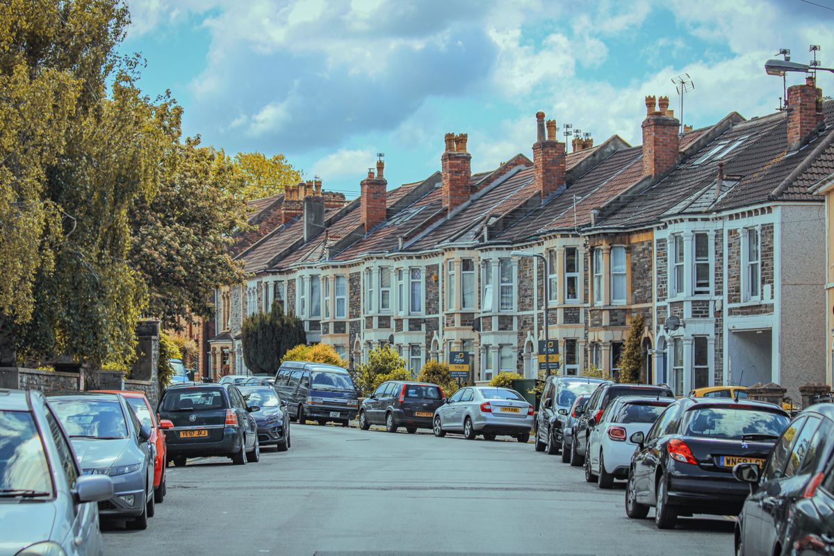 UK terraced houses | Stairlift Guru Street of typical UK terraced houses