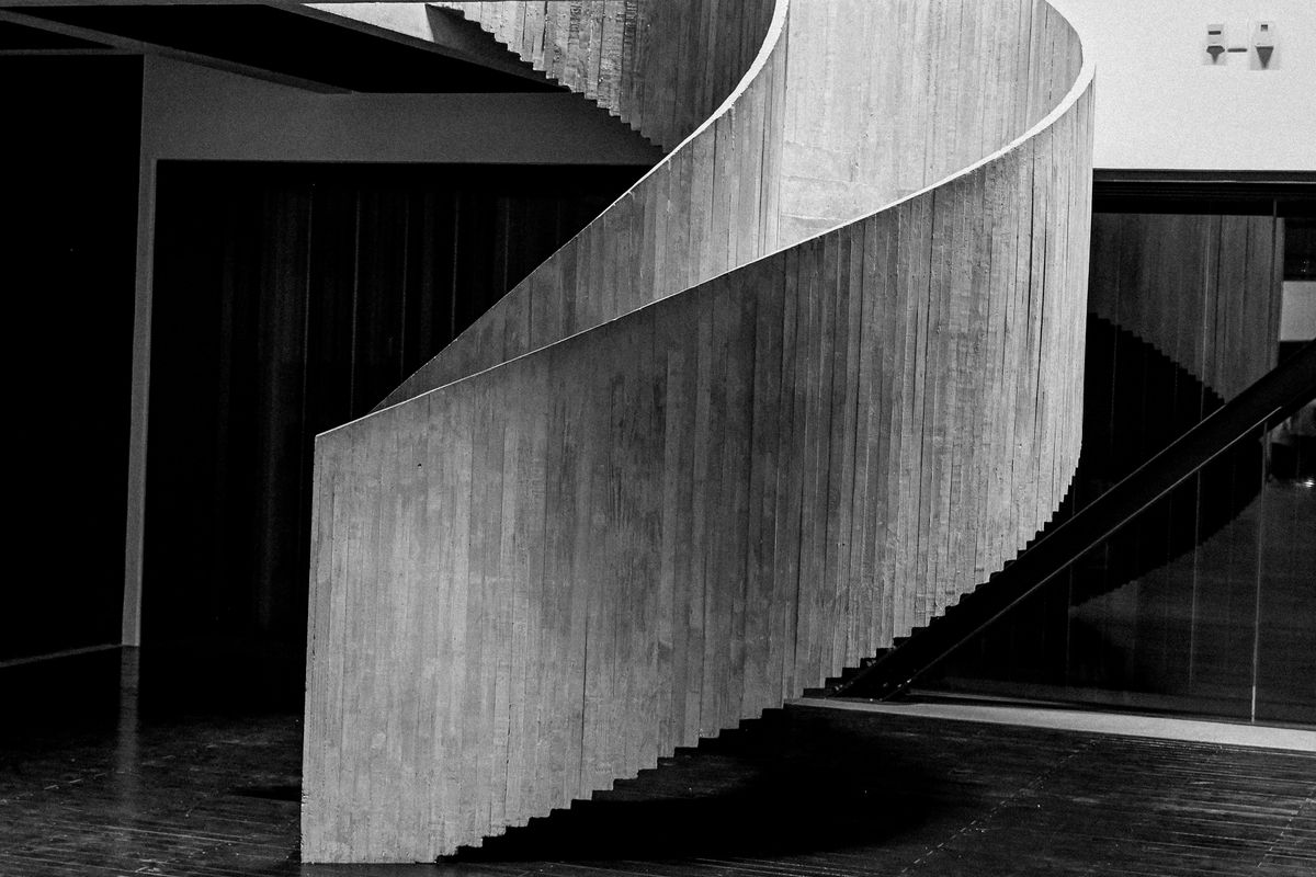 A sweeping curved staircase A sweeping curved staircase