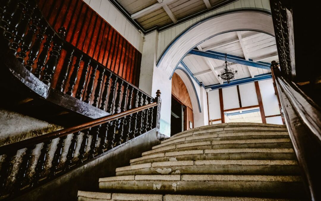 Stairlifts for Steep and Narrow Stairs
